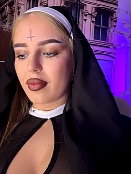 AubrieleRouj1 online show from 10-31-25, 04:58