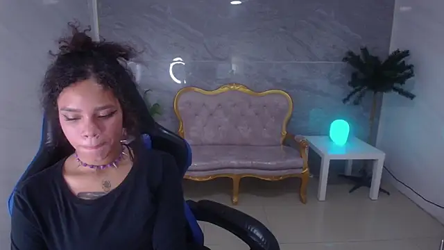 Canela s1 online show from 09-18-25, 01:30