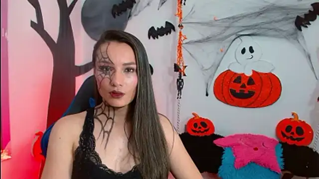 danna 888 online show from 10-31-25, 06:15