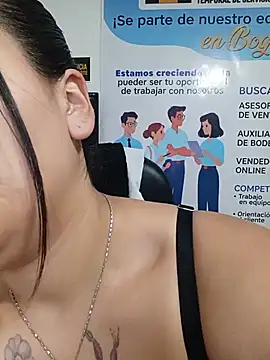 Snapshot of MAYE__13 chatting on 07-06-26, 11:28 MAYE 13 online show from 07-06-26, 11:28