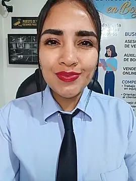 Snapshot of MAYE__13 chatting on 07-08-26, 12:06 MAYE 13 online show from 07-08-26, 12:06
