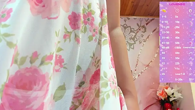 luna maisonn online show from 09-26-25, 08:16