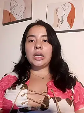 Snapshot of Yuli-27 chatting on 10-12-25, 04:14 Yuli-27 online show from 10-12-25, 04:14