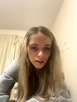 Snapshot of Angelloverxo chatting on 11-22-25, 06:07 Angelloverxo online show from 11-22-25, 06:07