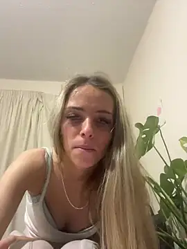 Angelloverxo online show from 11-23-25, 05:45