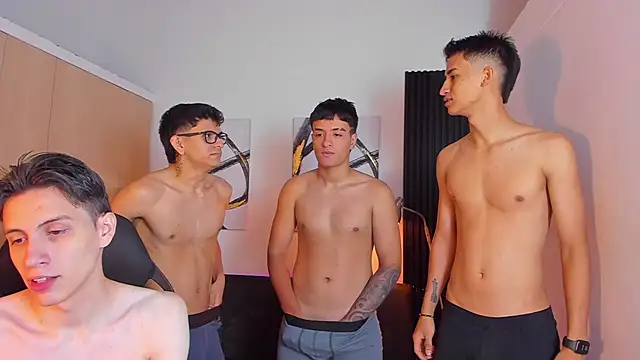 Horny BoysW online show from 10-03-25, 01:45