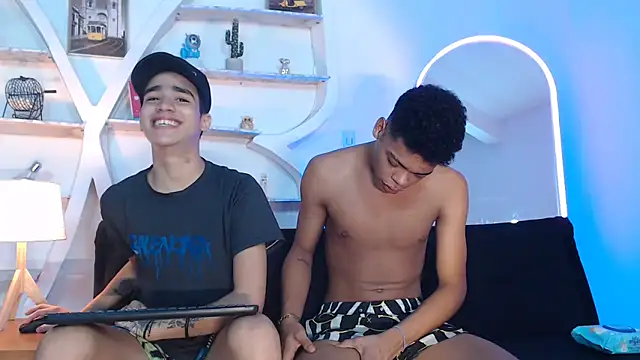 PRETTY FEM online show from 09-20-25, 02:11