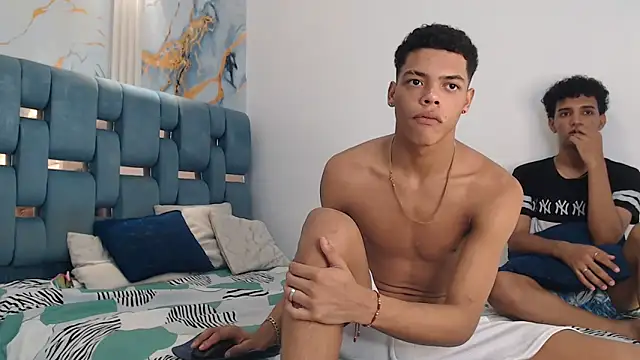 PRETTY FEM online show from 03-20-26, 01:28