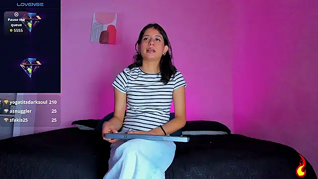 Georgina Ferri  online show from 12-17-25, 05:18