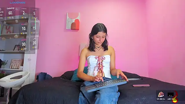 Georgina Ferri  online show from 10-11-25, 05:14