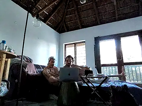 callemehole online show from 04-20-26, 03:02