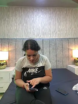 Victoria 606 online show from 02-05-26, 04:08