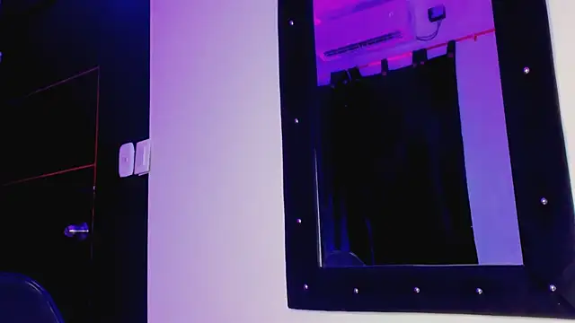 Manuel FPG online show from 10-18-25, 01:07