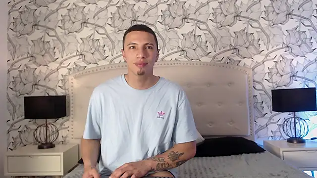 Luna Noire1 online show from 03-07-26, 04:19