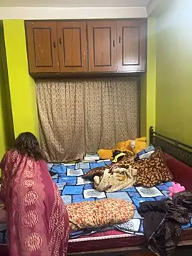 Snapshot of goodvibesonly44445 chatting on 10-11-25, 12:28 goodvibesonly44445 online show from 10-11-25, 12:28