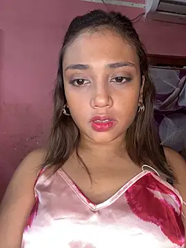 Snapshot of goodvibesonly44445 chatting on 09-20-25, 01:43 goodvibesonly44445 online show from 09-20-25, 01:43