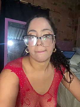 Snapshot of Jessyivonne chatting on 06-18-26, 11:32 Jessyivonne online show from 06-18-26, 11:32