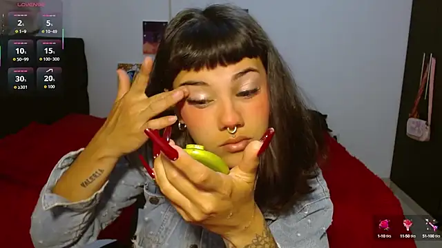 Divinejewel444 online show from 09-29-25, 09:05