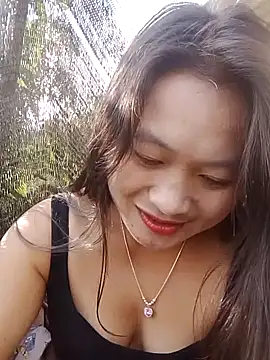 Snapshot of lusy-bae chatting on 10-23-25, 01:15 lusy-bae online show from 10-23-25, 01:15