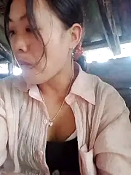 lusy-bae online show from 10-31-25, 12:40