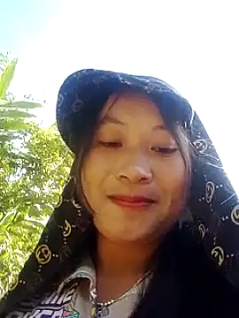 Snapshot of lusy-bae chatting on 09-20-25, 12:48 lusy-bae online show from 09-20-25, 12:48