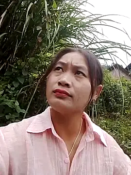Snapshot of lusy-bae chatting on 09-10-25, 01:48 lusy-bae online show from 09-10-25, 01:48