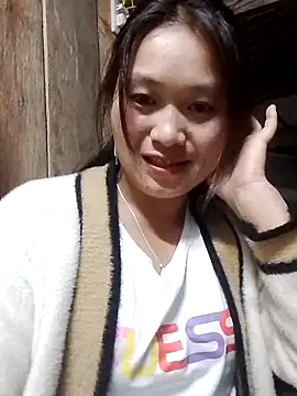 Snapshot of lusy-bae chatting on 10-22-25, 12:59 lusy-bae online show from 10-22-25, 12:59