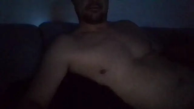 Snapshot of Bosco0ne chatting on 10-18-25, 02:35 Bosco0ne online show from 10-18-25, 02:35