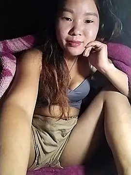 lylylove online show from 10-28-25, 12:04