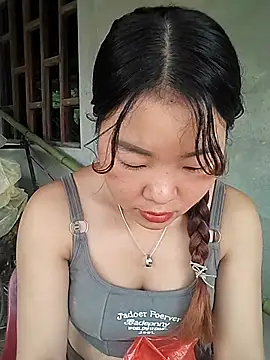 lylylove online show from 06-17-26, 01:16