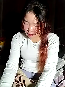 Snapshot of lylylove chatting on 05-23-26, 02:10 lylylove online show from 05-23-26, 02:10