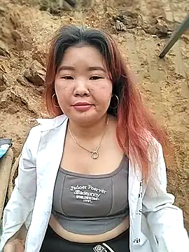 lylylove online show from 03-27-26, 12:41