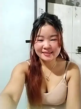 Snapshot of lylylove chatting on 05-11-26, 11:55 lylylove online show from 05-11-26, 11:55