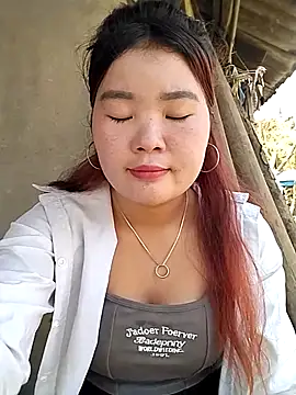 lylylove online show from 03-19-26, 06:46