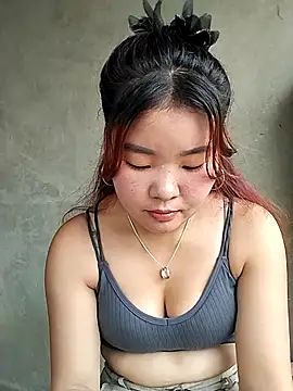 lylylove online show from 03-21-26, 04:25