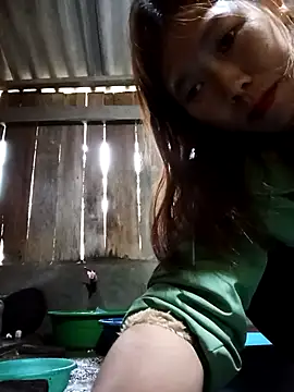 Ngocmi909 online show from 12-17-25, 01:43