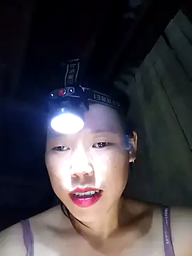 Ngocmi909 online show from 10-18-25, 12:40