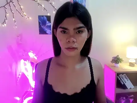 dianne swift online show from 10-27-25, 03:18