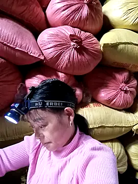 Sa2mh20 online show from 12-14-25, 08:09