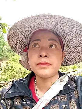 Sa2mh20 online show from 04-15-26, 09:37