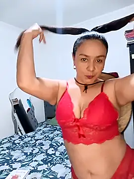 Snapshot of Ivony_twink chatting on 10-17-25, 03:10 Ivony twink online show from 10-17-25, 03:10