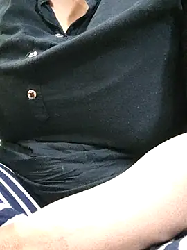 ARPITAGOYAL143 online show from 11-18-25, 09:23