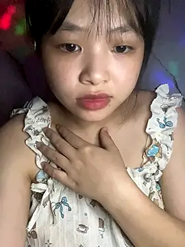 Snapshot of candy___123 chatting on 10-10-25, 02:51 candy   123 online show from 10-10-25, 02:51