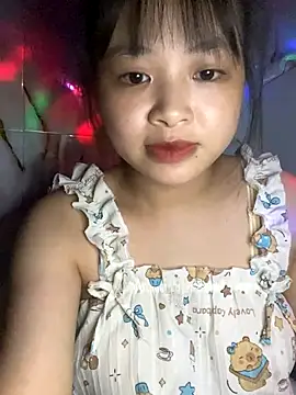 Snapshot of candy___123 chatting on 09-16-25, 04:19 candy   123 online show from 09-16-25, 04:19