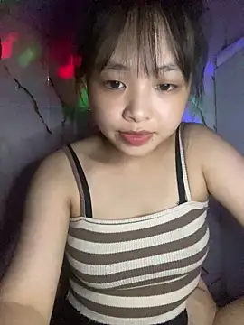 Snapshot of candy___123 chatting on 10-02-25, 03:15 candy   123 online show from 10-02-25, 03:15
