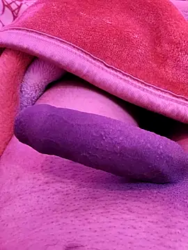 Snapshot of urs_samm chatting on 03-19-26, 05:35 urs samm online show from 03-19-26, 05:35