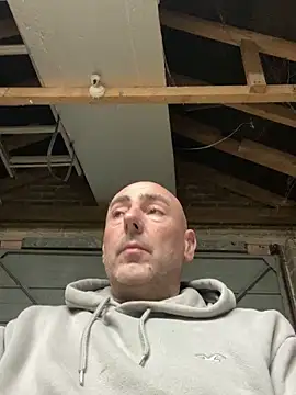 Richmcgee online show from 03-21-26, 08:24