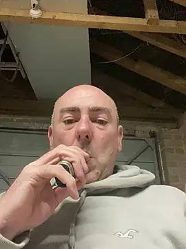 Richmcgee online show from 02-25-26, 08:30