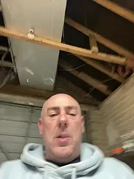 Richmcgee online show from 04-05-26, 07:20