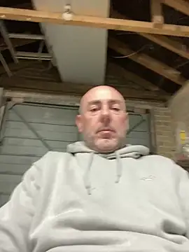 Richmcgee online show from 03-22-26, 08:21